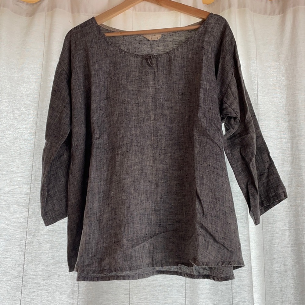 Jess Brown linen boat neck top
